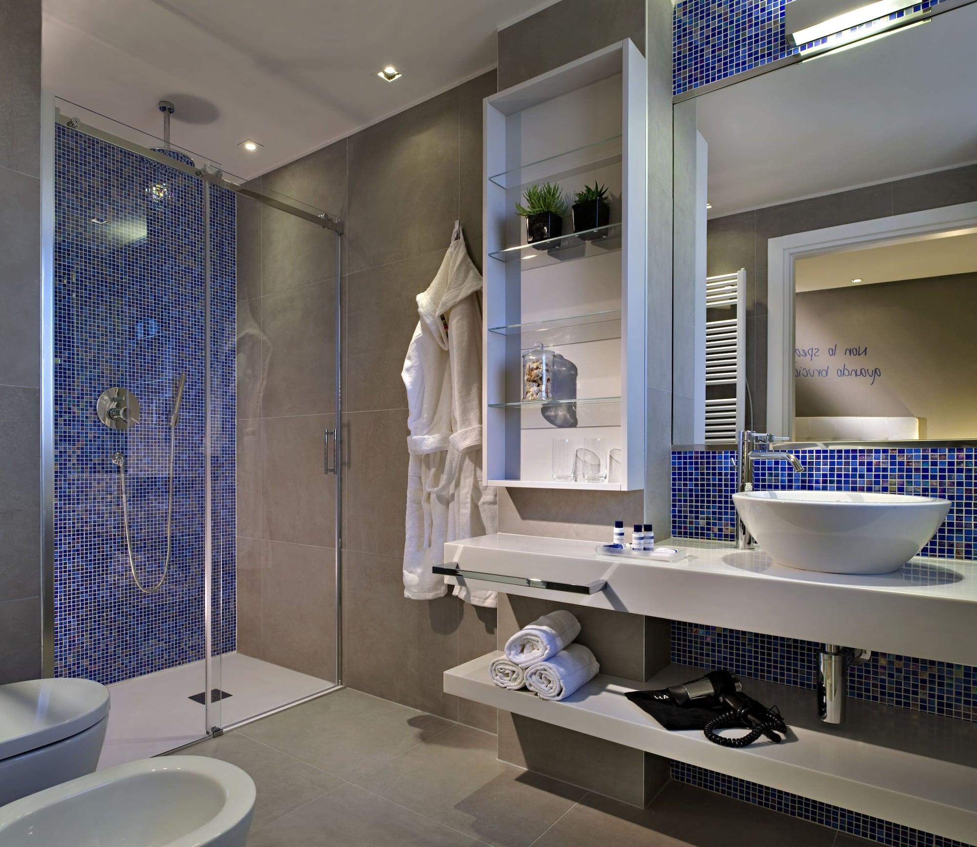 Orient & Pacific Hotel 4*