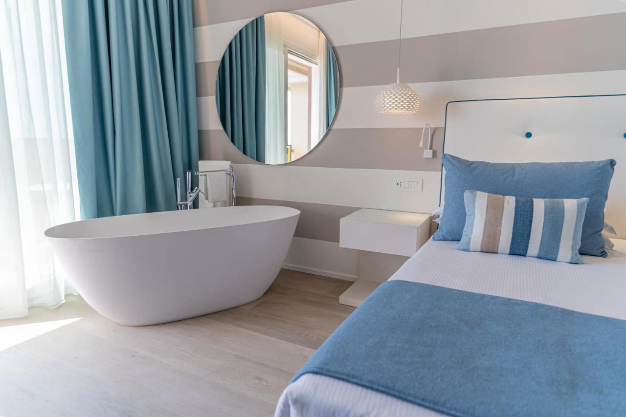 Hotel Orient & Pacific 4*