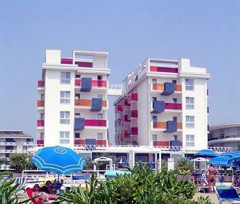 Orient & Pacific Hotel