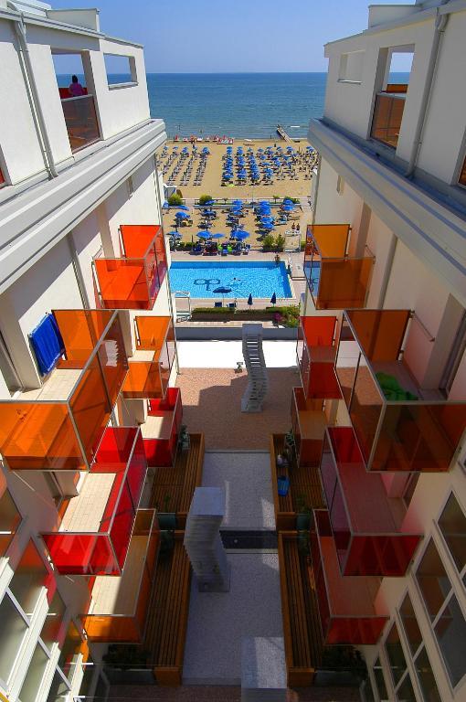 Hotel Orient & Pacific 4*